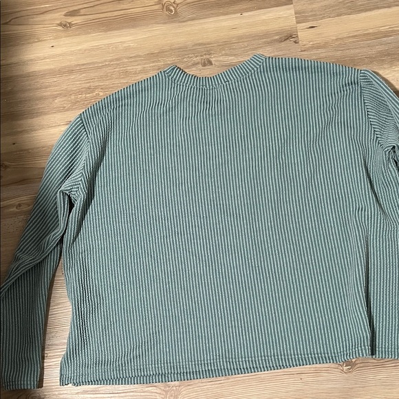 Zenana Outfitters Blue Striped Top and Shorts Set - Picture 6 of 6